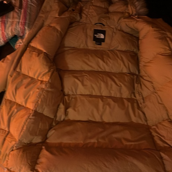 North face women’s down parka 550 Excellent condition. No tags worn twice - Picture 8 of 16
